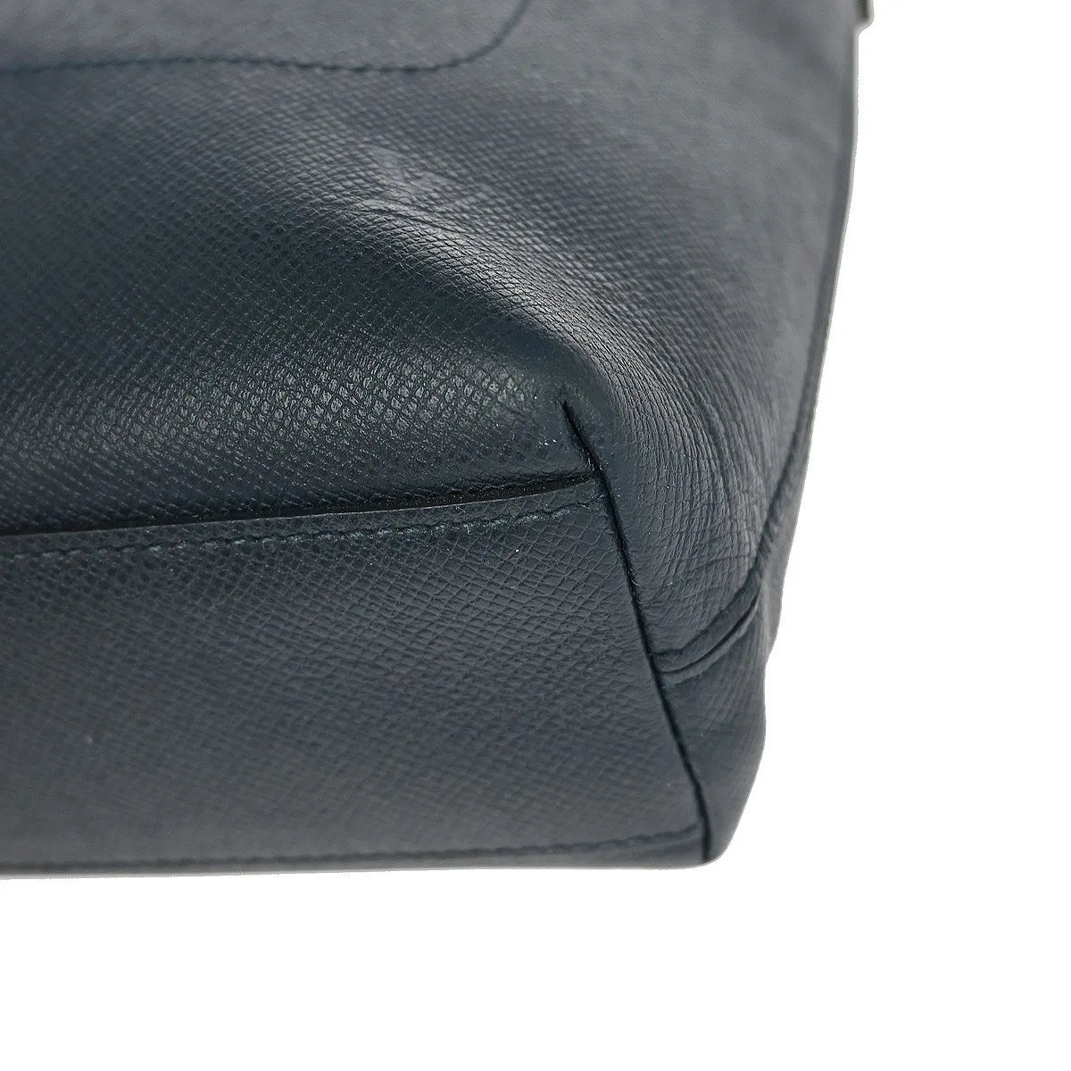 Louis Vuitton Grigori Tote Taiga Leather, Blue, Leather, Tote Bag