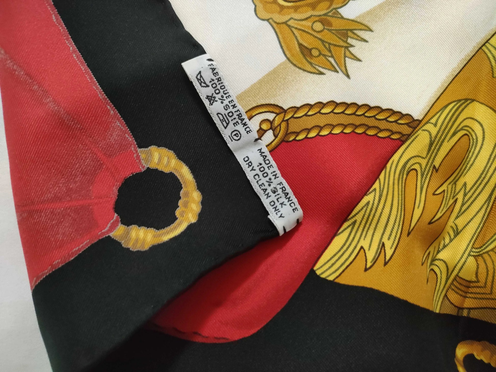 Hermes Carré 90 Silk multicolor, Multicolour, Silk, Scarf