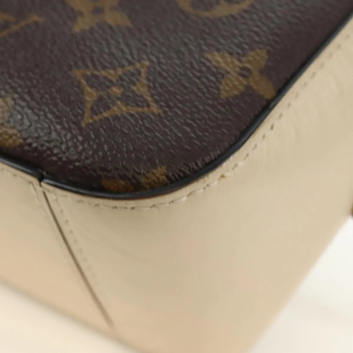 Louis Vuitton Saintonge Monogram Canvas with Leather, Brown, Canvas, Shoulder Bag