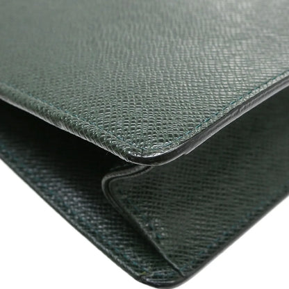 Louis Vuitton Selenga Pochette Taiga Leather, Green, Leather, Clutch