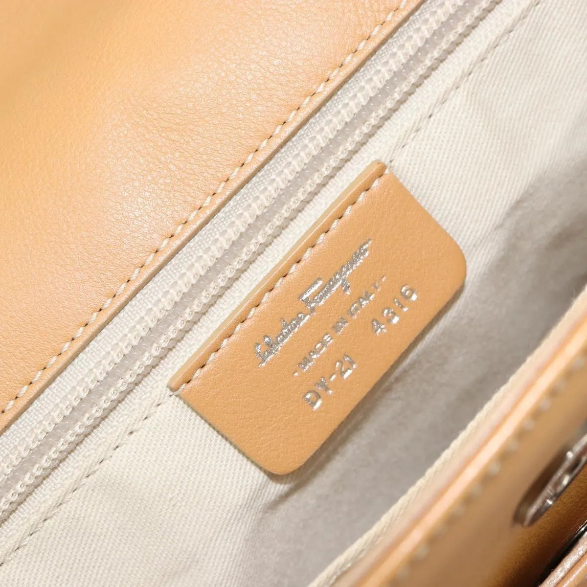 Salvatore Ferragamo Gancini Tote Leather, Beige, Leather, Tote Bag