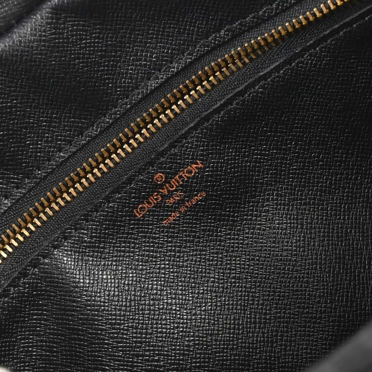 Louis Vuitton Trocadéro Epi, Black, Leather, Shoulder Bag