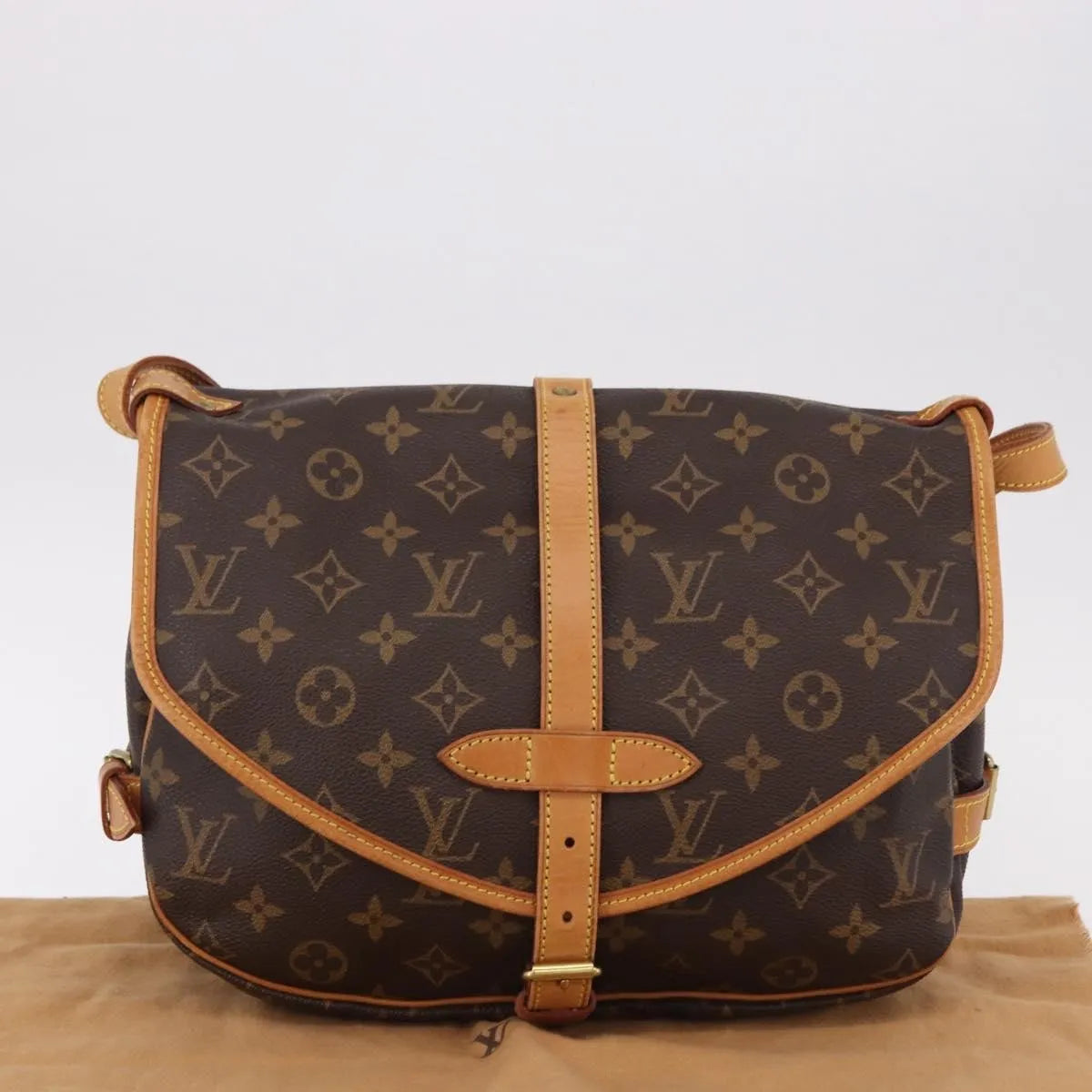 Louis Vuitton Saumur Canvas, Brown, Canvas, Shoulder Bag