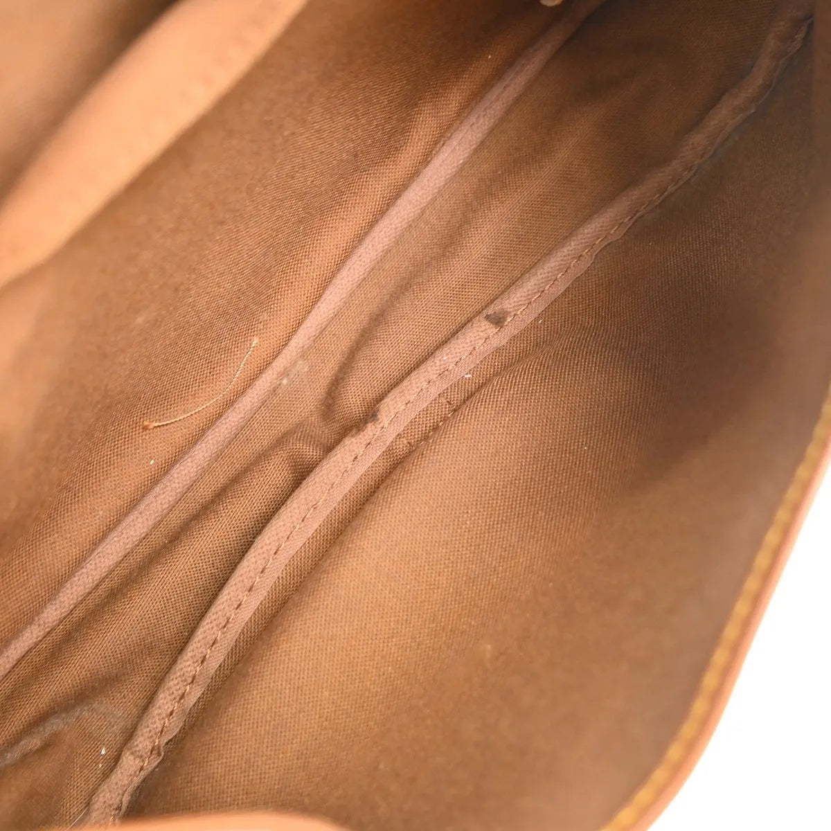 Louis Vuitton Saumur Canvas, Brown, Canvas, Shoulder Bag