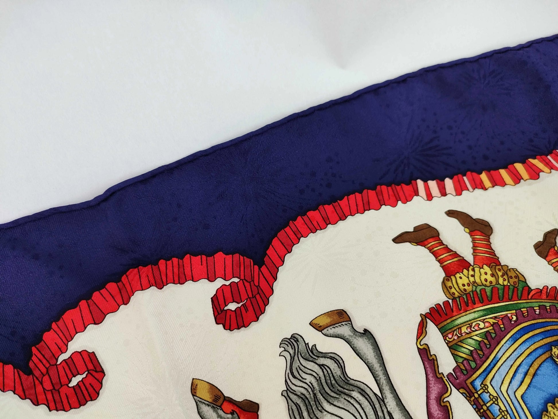 Hermes Carré 90 Silk multicolor, Multicolour, Silk, Scarf