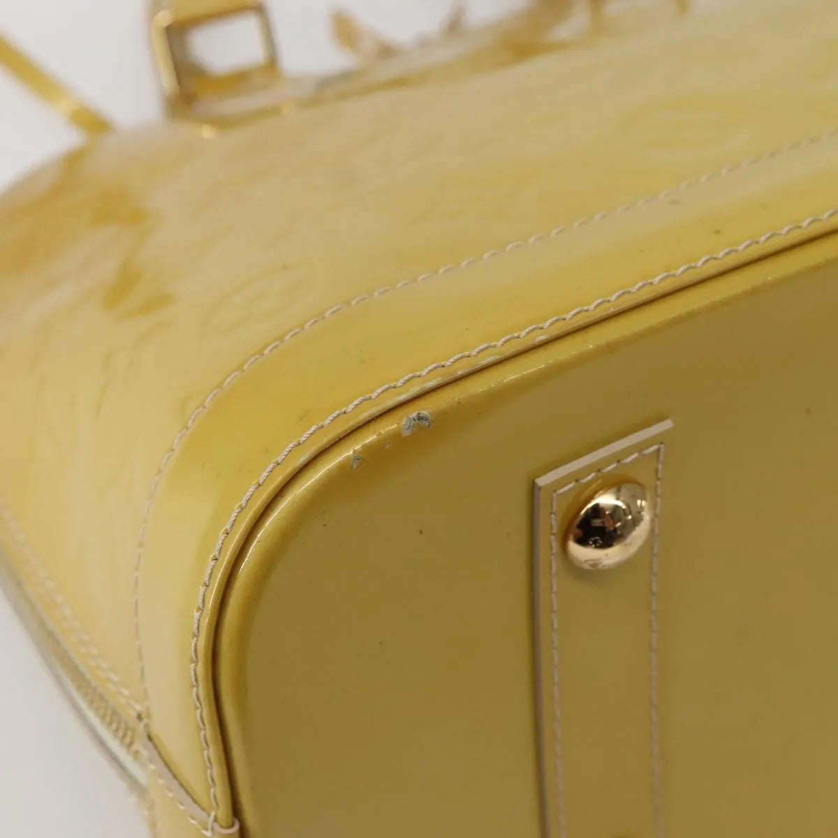 Louis Vuitton Alma Monogram Vernis, Beige, Patent Leather, Handbag