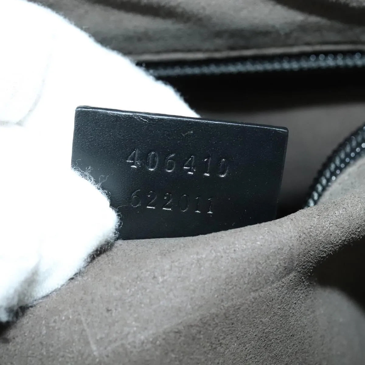 Gucci Signature Zip Messenger Guccissima Leather, Black, Leather, Shoulder Bag