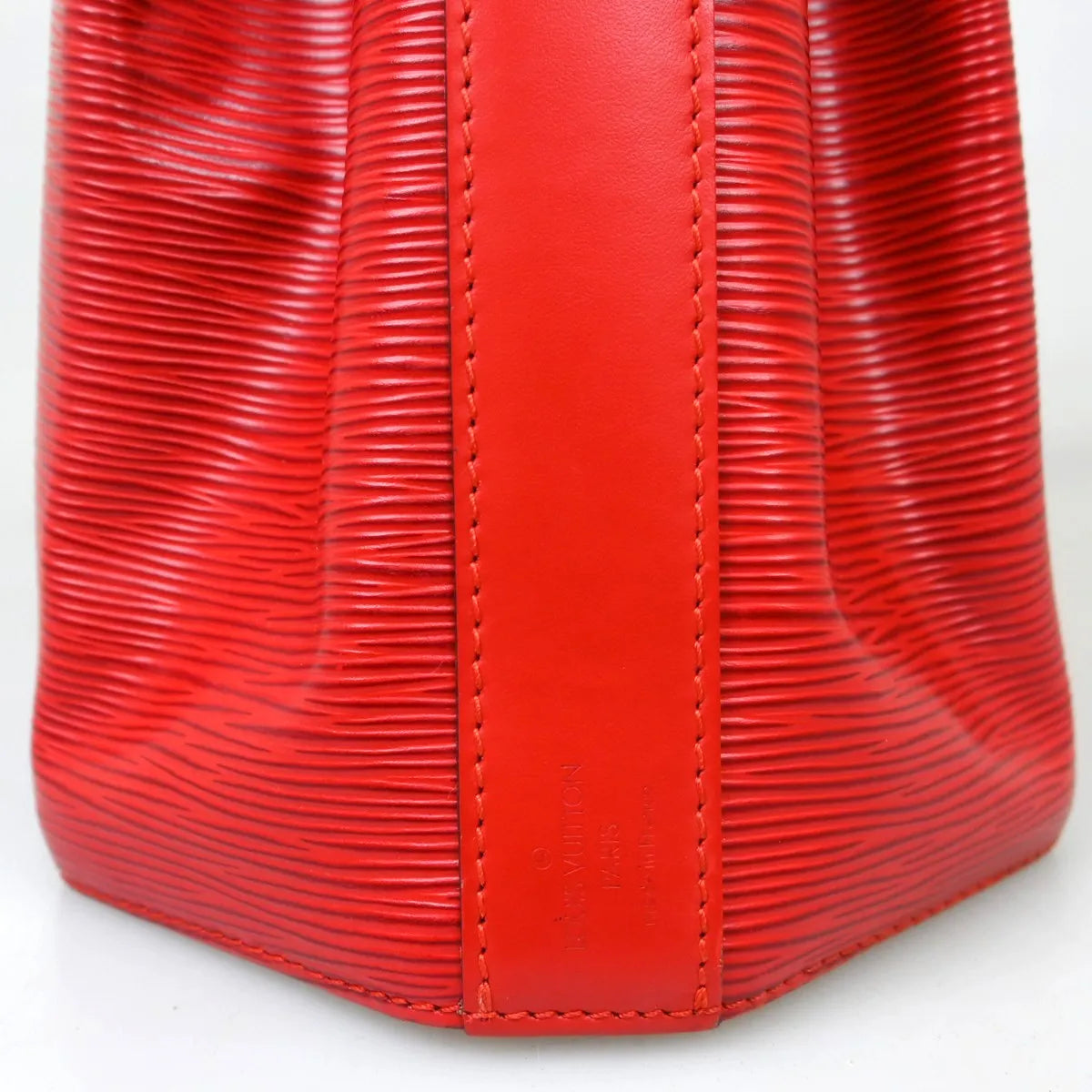 Louis Vuitton Vintage Sac d'Epaule Handbag Epi, Red, Leather, Shoulder Bag