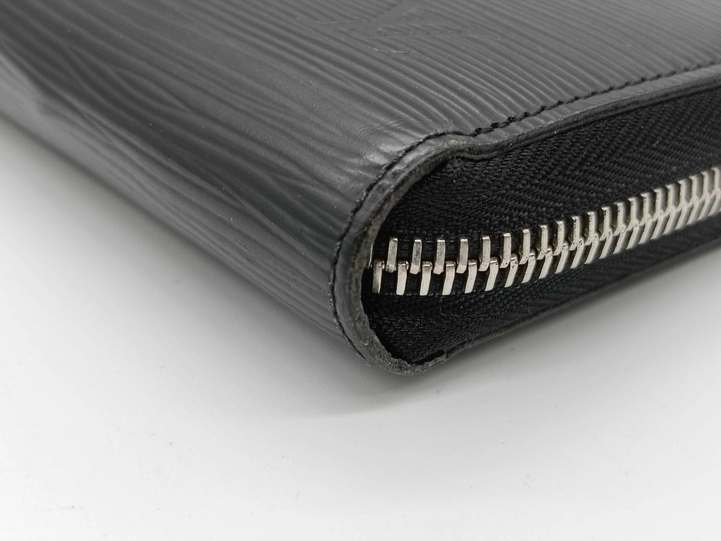 Louis Vuitton Zippy Wallet NM Epi Leather, Black, Leather, Wallet