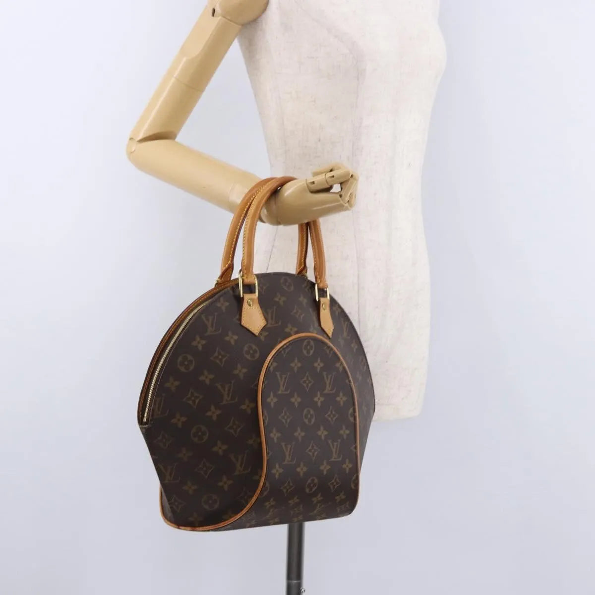Louis Vuitton Ellipse Monogram, Brown, Canvas, Handbag