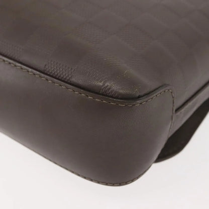 Louis Vuitton District Messenger Damier Infini Leather, Gray, Leather, Shoulder Bag