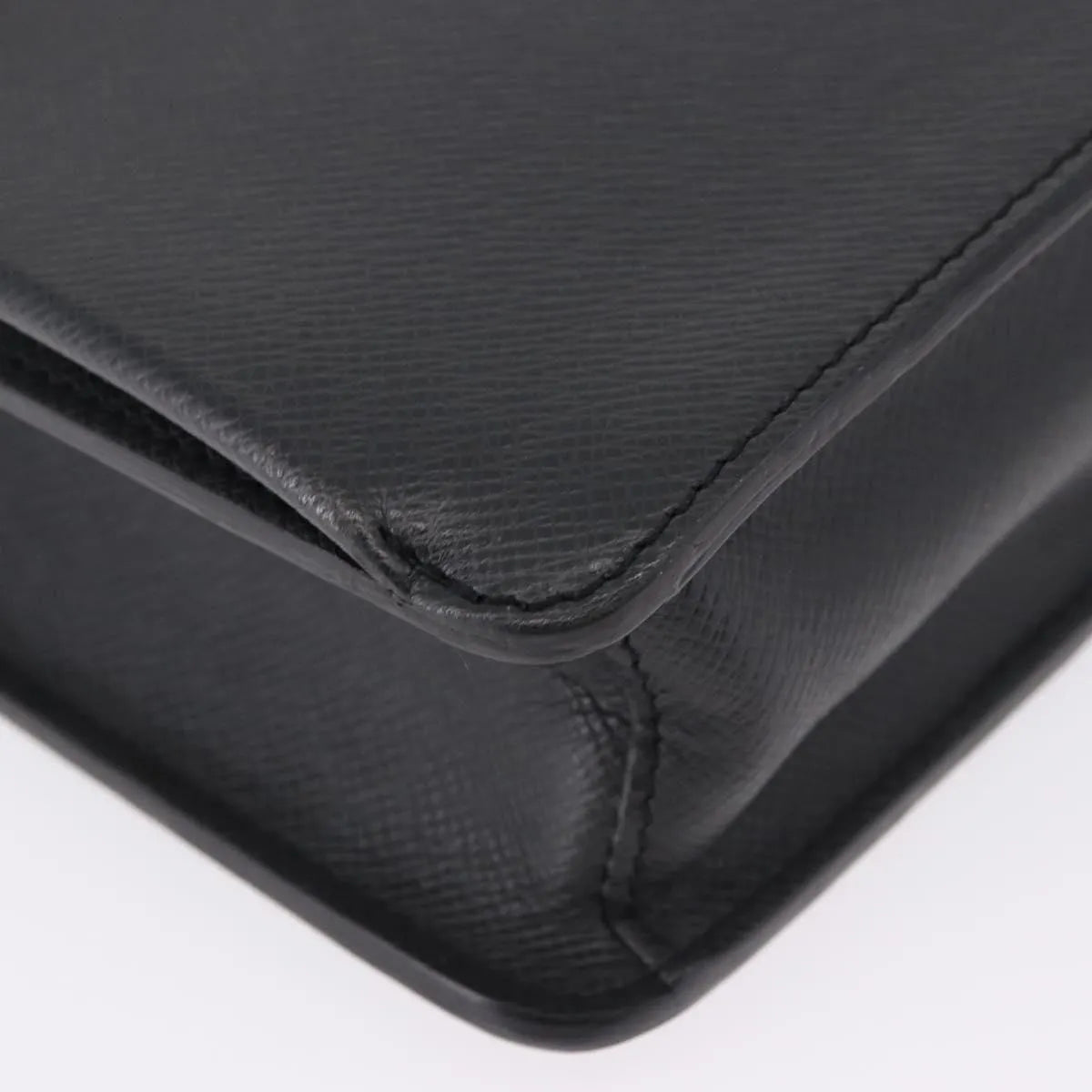 Louis Vuitton Robusto Taiga, Black, Leather, Briefcase