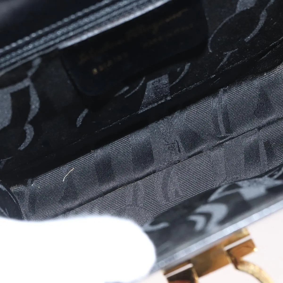 Salvatore Ferragamo Gancini Flap Leather, Black, Leather, Shoulder Bag