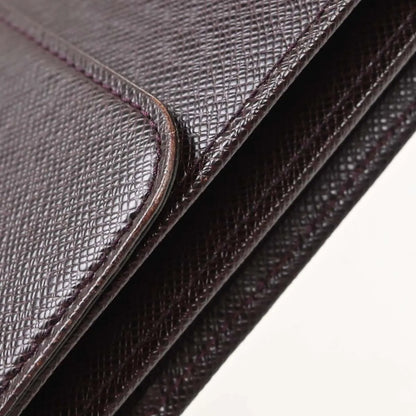 Louis Vuitton Serviette Moskova Taiga Leather, Purple, Leather, Briefcase