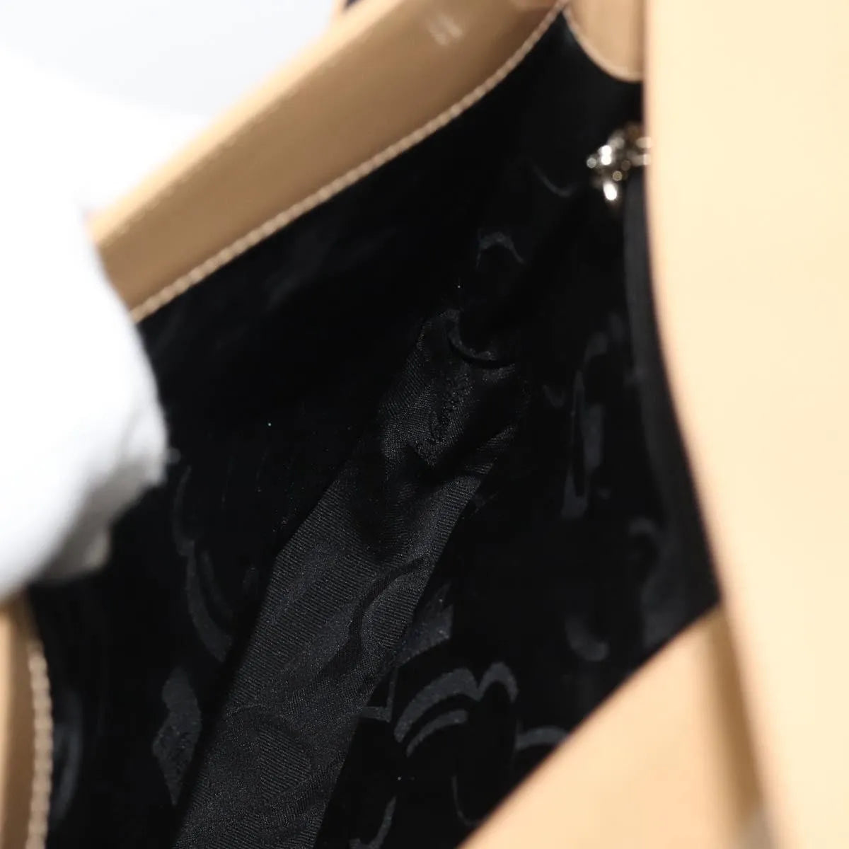 Salvatore Ferragamo Gancini Patent Leather, Beige, Patent Leather, Shoulder Bag