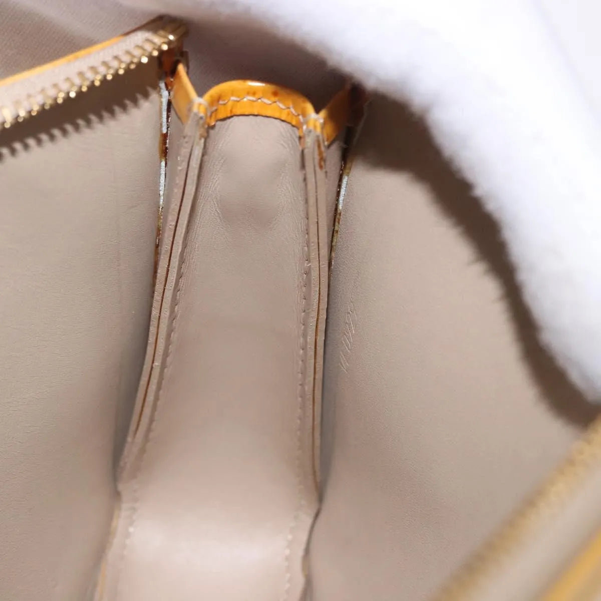 Louis Vuitton Lexington Pochette Patent Leather, Beige, Patent Leather, Clutch