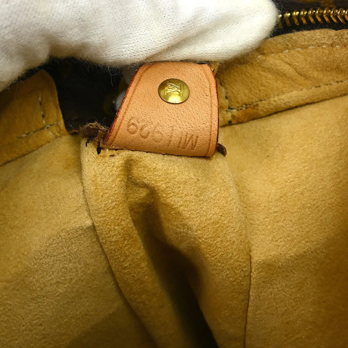 Louis Vuitton Monogram Looping Monogram Canvas, Brown, Canvas, Shoulder Bag