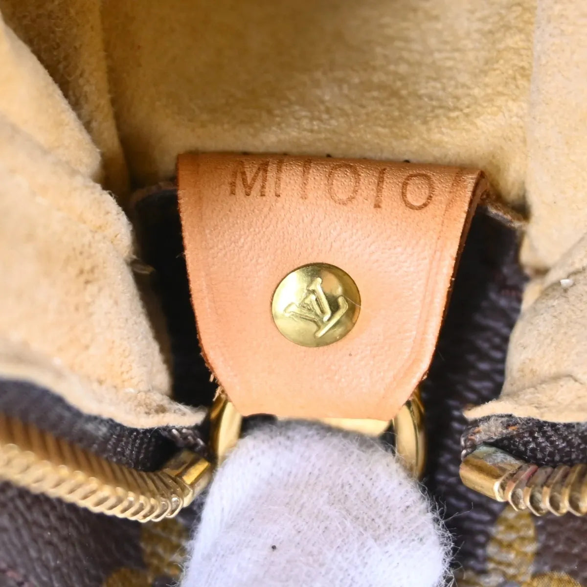 Louis Vuitton Monogram Looping Monogram Canvas, Brown, Canvas, Shoulder Bag