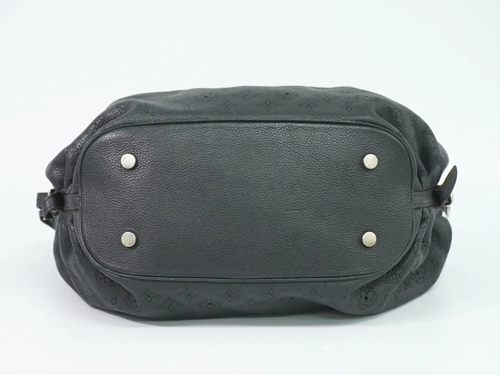 Louis Vuitton L Hobo Mahina Leather, Black, Leather, Shoulder Bag