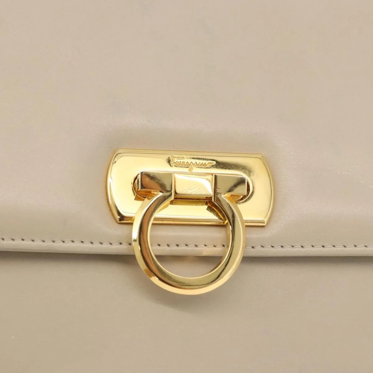 Salvatore Ferragamo Gancini Leather, Beige, Leather, Shoulder Bag
