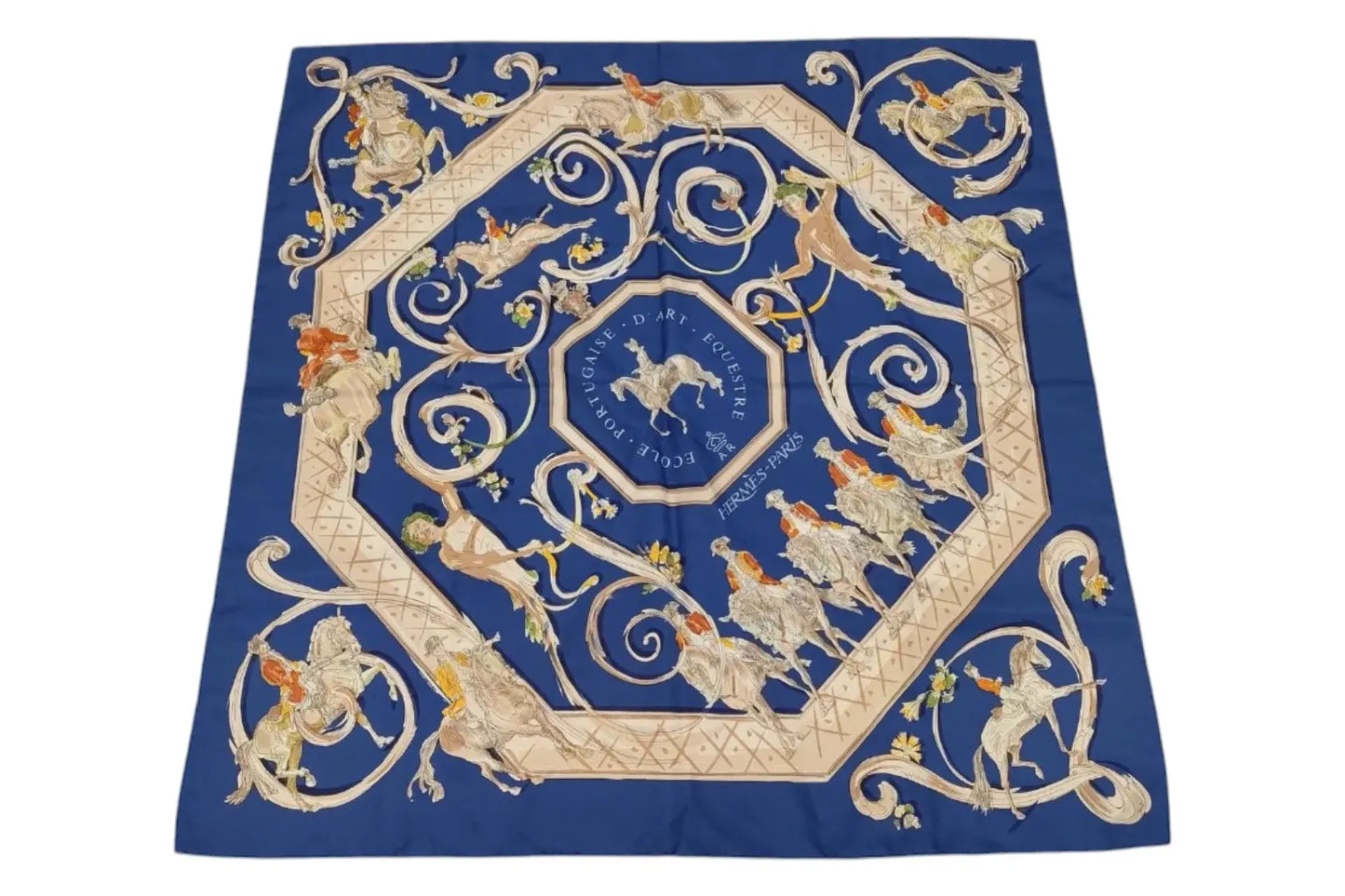 Hermes Carré 90 Silk multicolor, Multicolour, Silk, Scarf