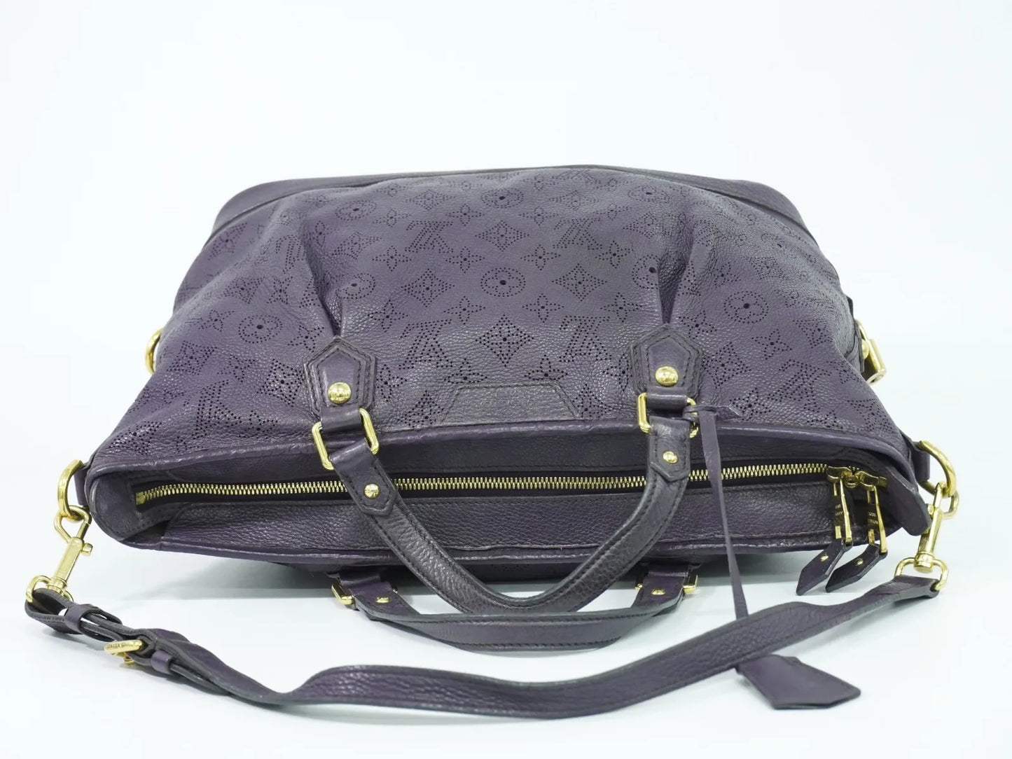 Louis Vuitton Stellar Mahina Leather, Purple, Leather, Handbag