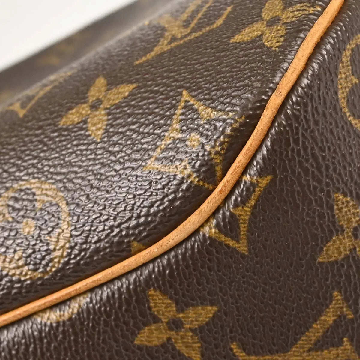 Louis Vuitton Blois Monogram Canvas, Brown, Canvas, Shoulder Bag