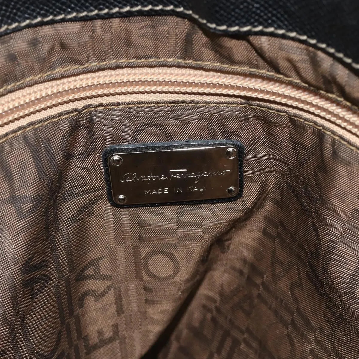 Salvatore Ferragamo Gancini Tote Leather, Multicolour, Leather, Tote Bag