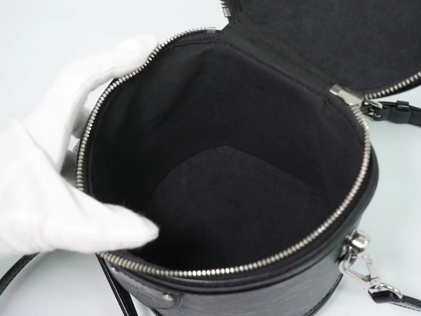Louis Vuitton Cannes Epi, Black, Leather, Handbag