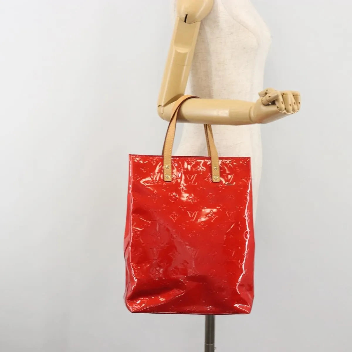 Louis Vuitton Reade Monogram Vernis, Red, Patent Leather, Handbag