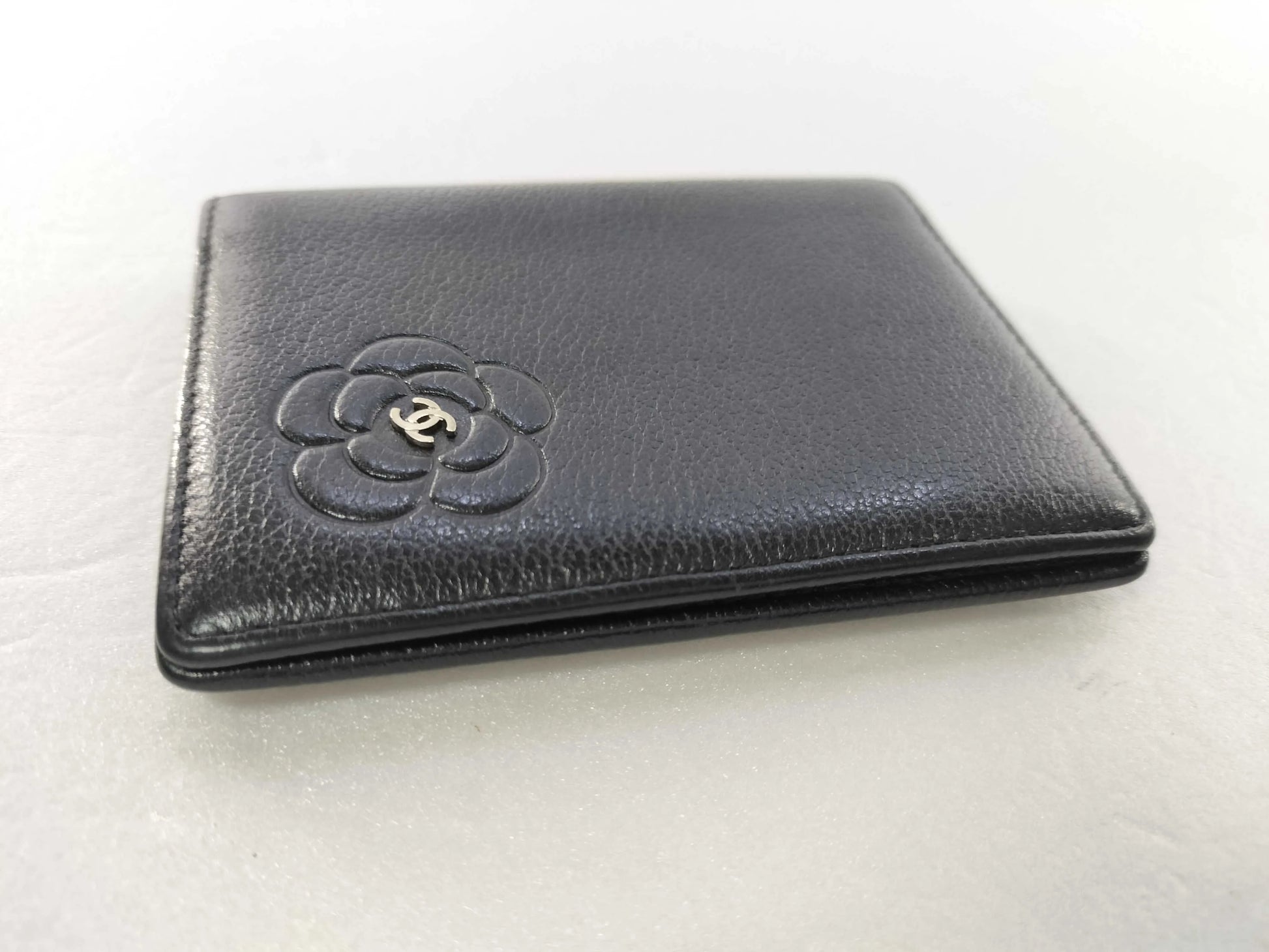 Chanel Camellia Card Case Studded Camellia Lambskin, Black, Calfskin, Card Holder
