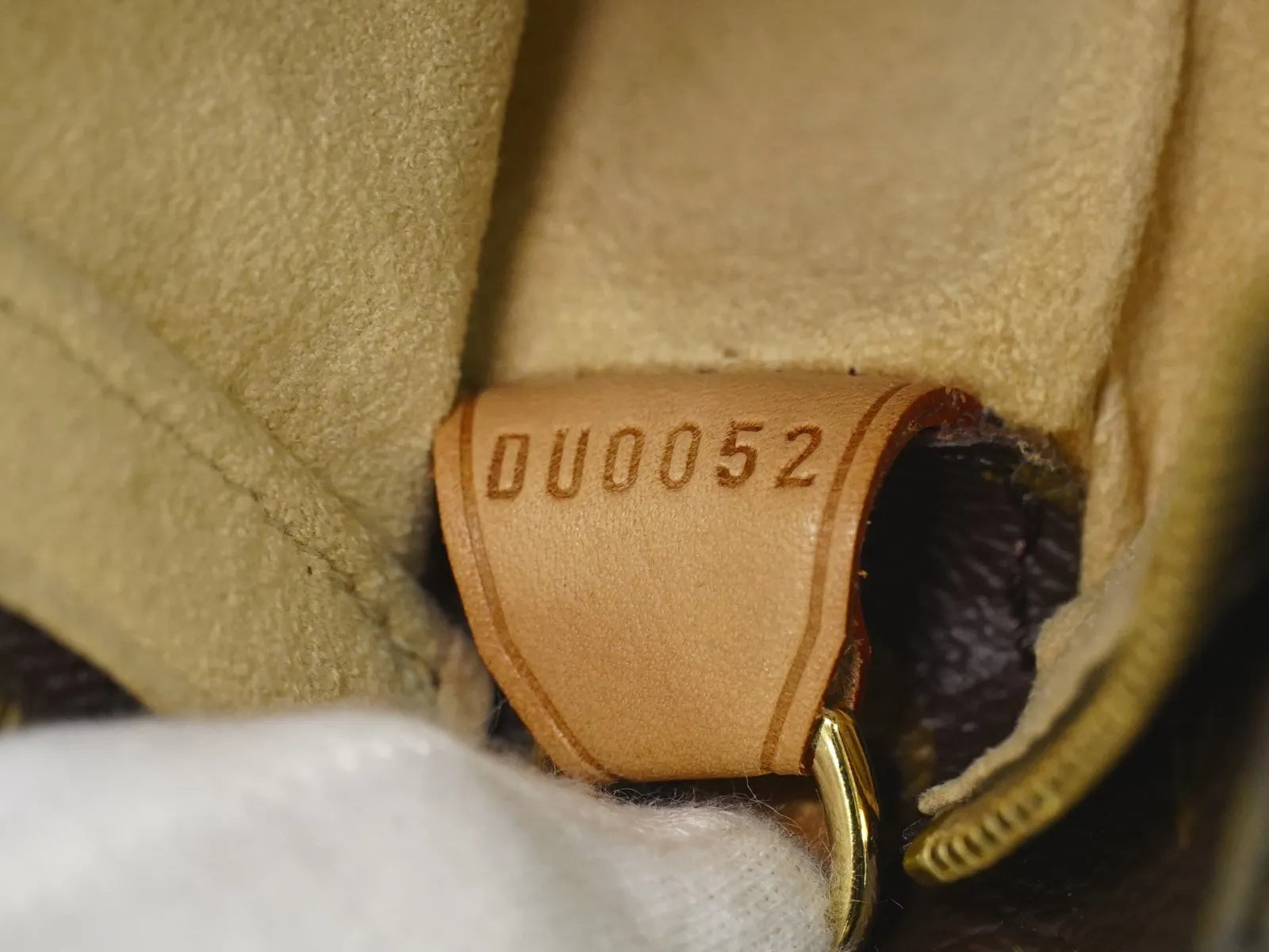 Louis Vuitton Monogram Looping Monogram Canvas, Brown, Canvas, Shoulder Bag