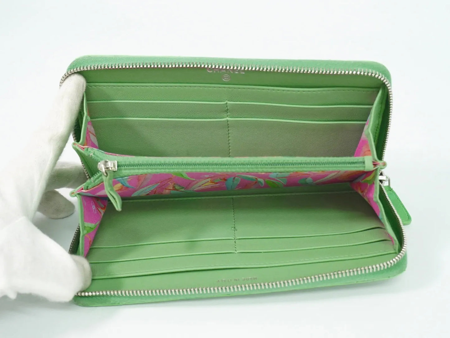 Chanel Wild Stitch Topics Wallet Lambskin, Green, Leather, Wallet