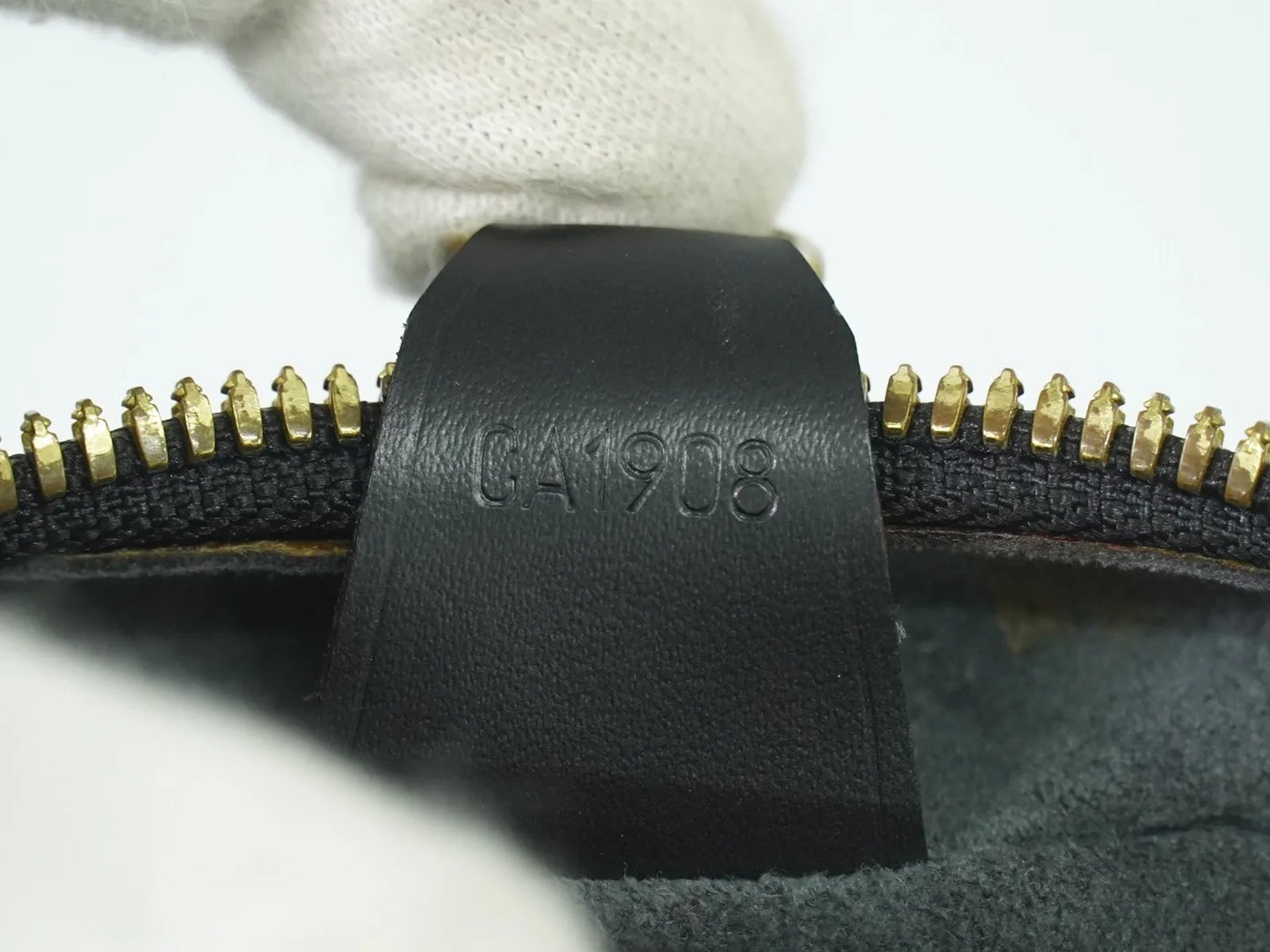 Louis Vuitton Voltaire Epi leather, Black, Leather, Shoulder Bag