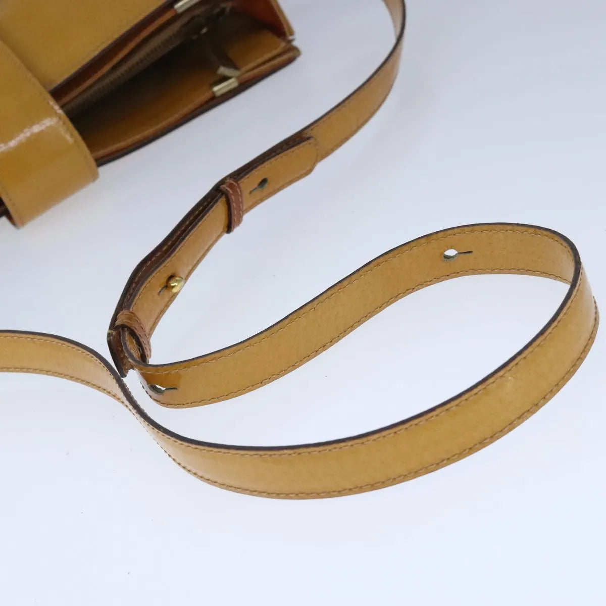 Celine Shoulder bag circle logo Patent leather, Camel, Patent Leather, Shoulder Bag