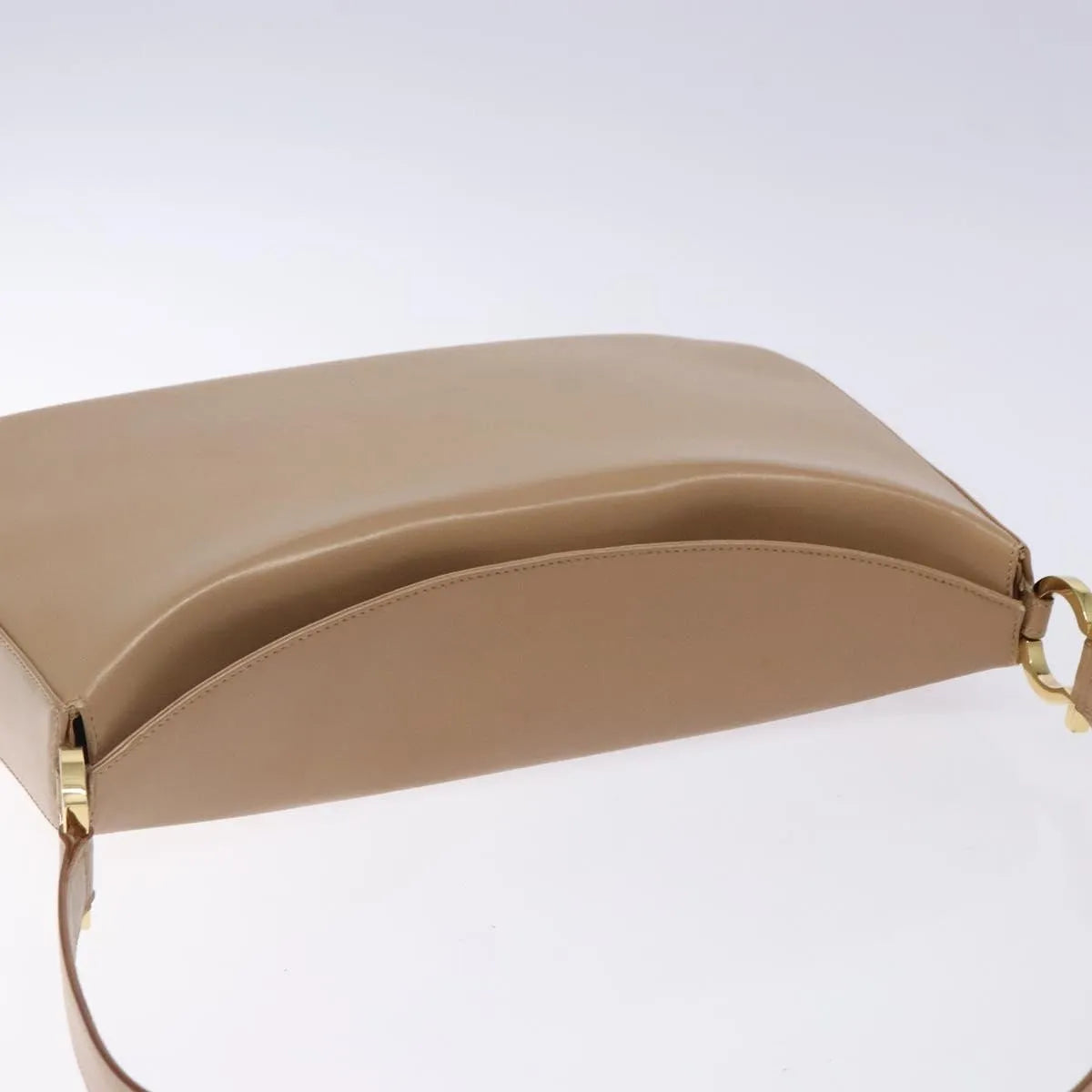 Salvatore Ferragamo Gancini Leather, Beige, Leather, Shoulder Bag