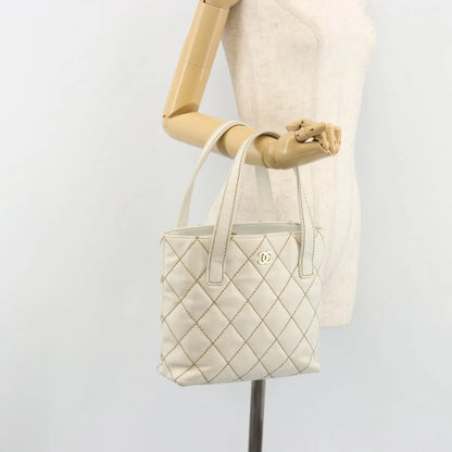 Chanel Surpique Tote Quilted Leather, White, Leather, Tote Bag