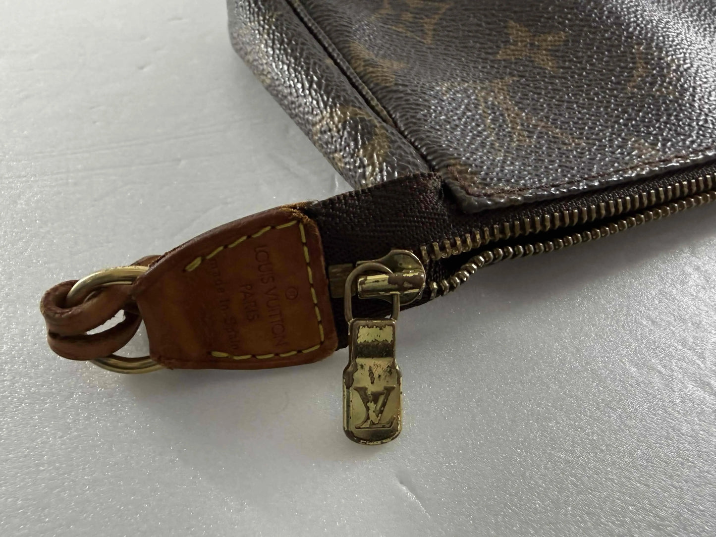 Louis Vuitton Louis Vuitton Monogramme Pochette Monogramme Canvas, Brown, Canvas, Clutch