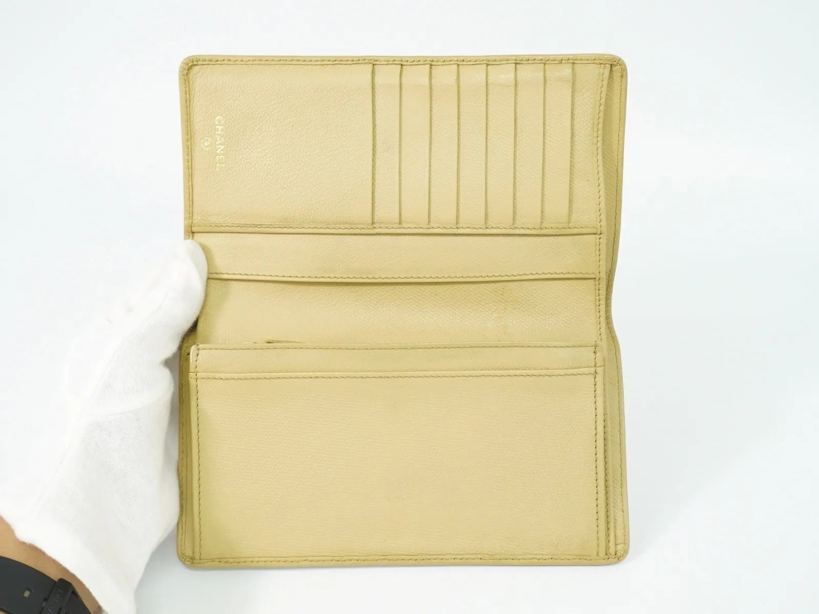 Chanel CC Button Bi-Fold Leather, Beige, Leather, Wallet