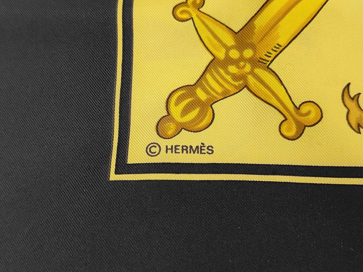 Hermes Carré 90 Silk multicolor, Multicolour, Silk, Scarf