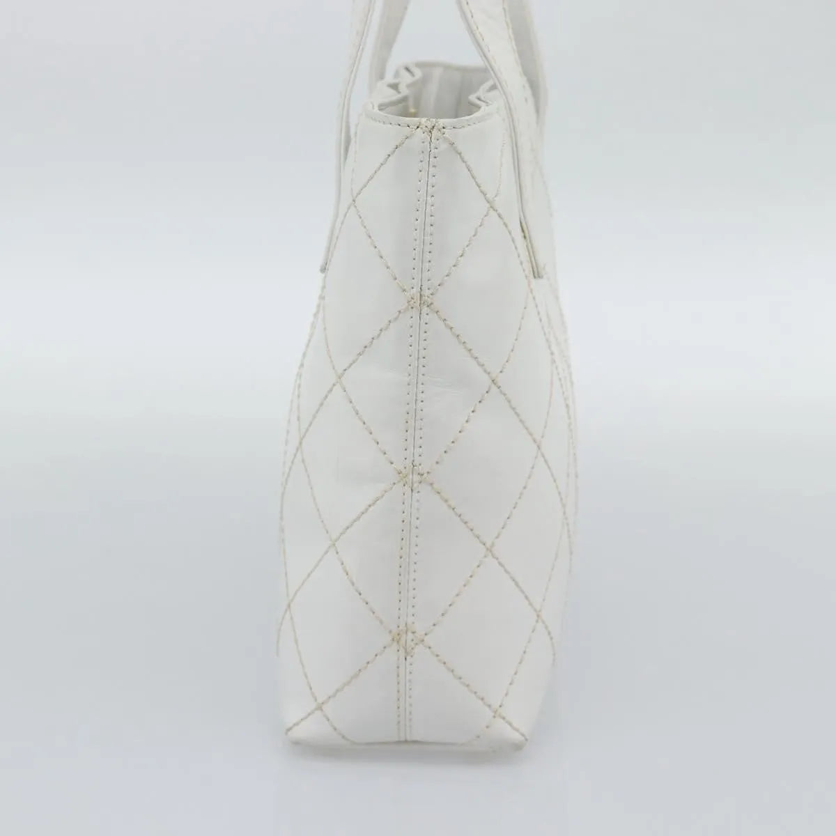 Chanel Surpique Tote Quilted Leather, White, Leather, Tote Bag