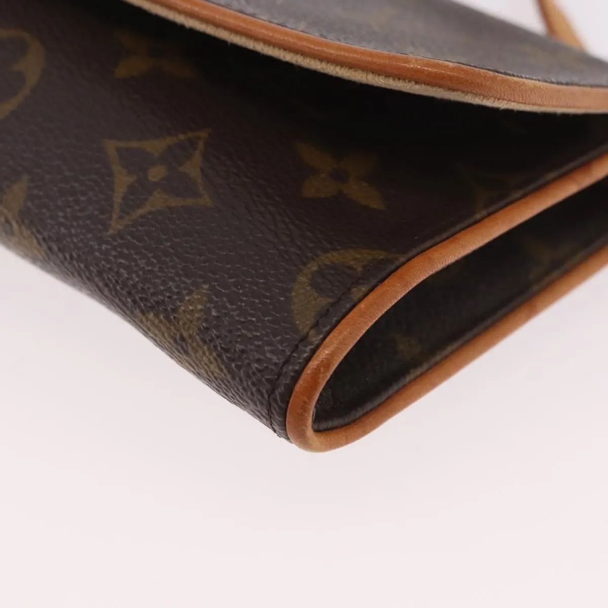 Louis Vuitton Twin Monogram Canvas, Brown, Canvas, Clutch