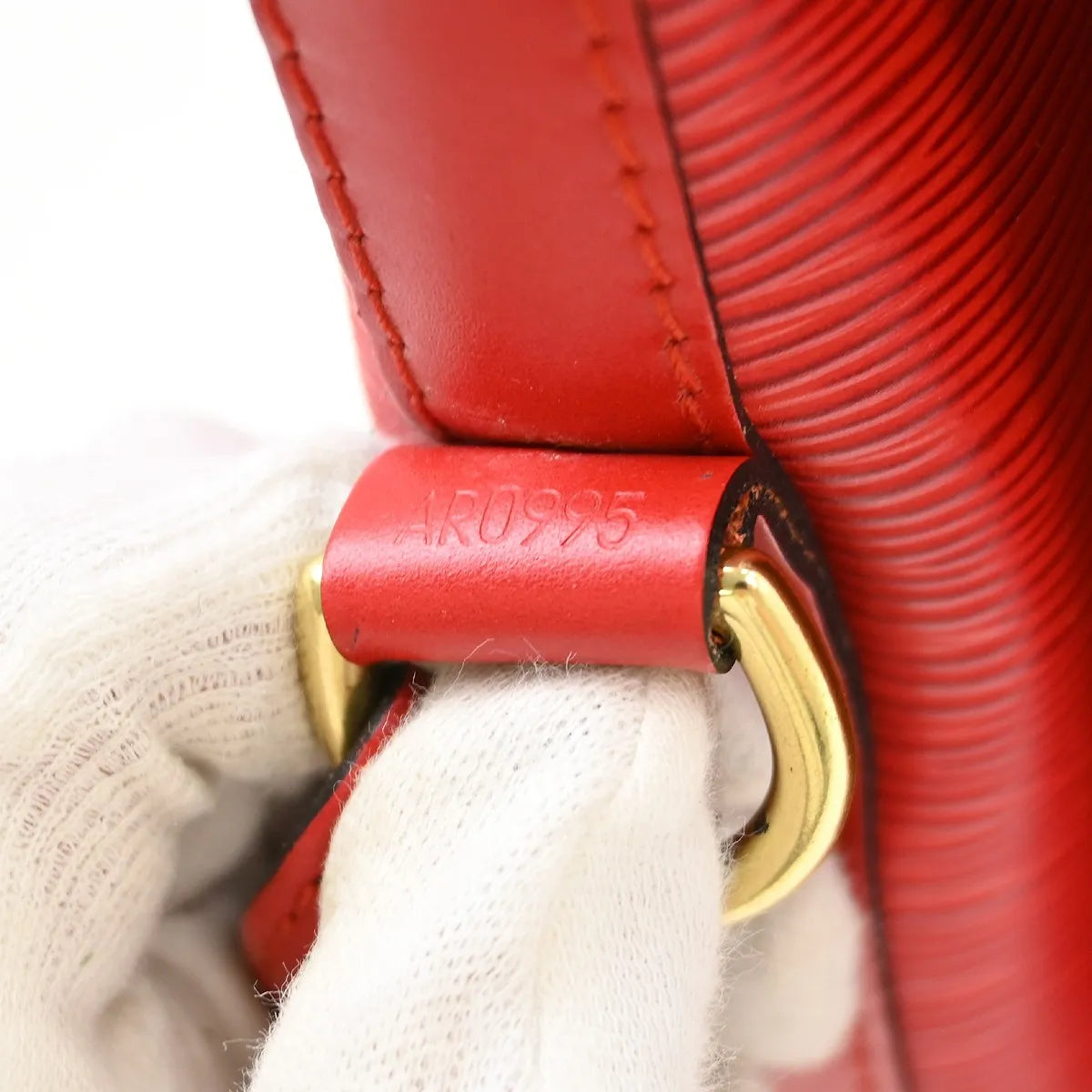 Louis Vuitton Petit Noe Epi Leather, Red, Leather, Shoulder Bag