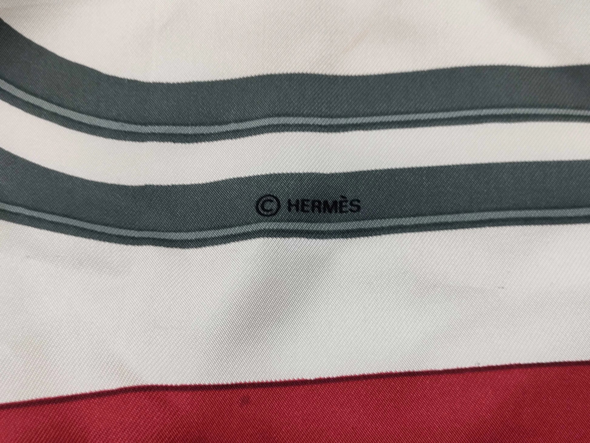 Hermes Carré 90 Silk multicolor, Multicolour, Silk, Scarf