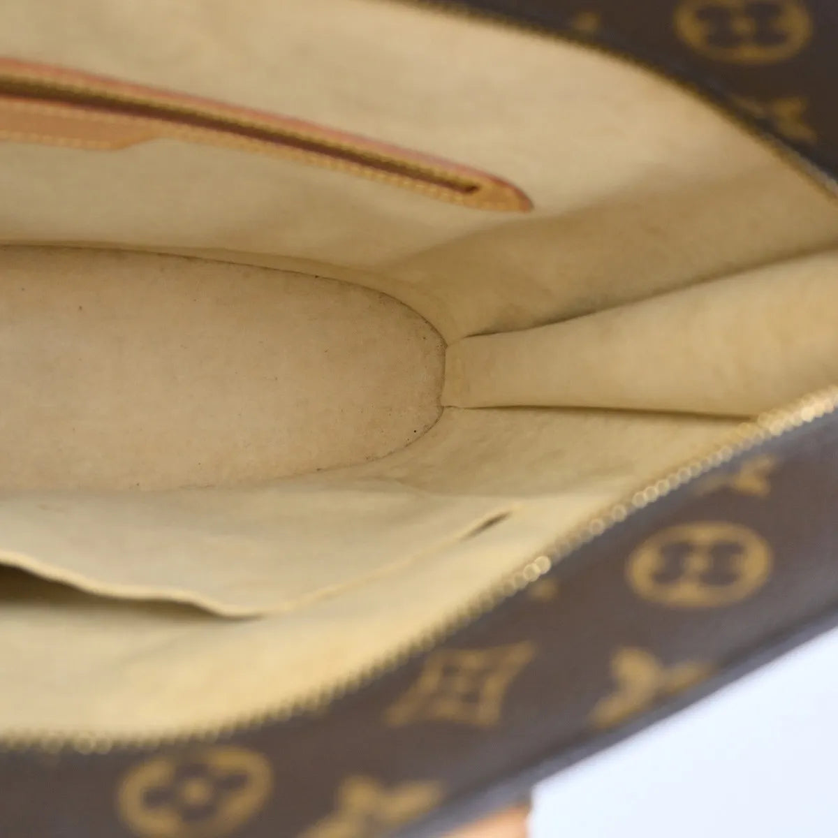 Louis Vuitton Babylone Monogram Canvas, Brown, Canvas, Shoulder Bag