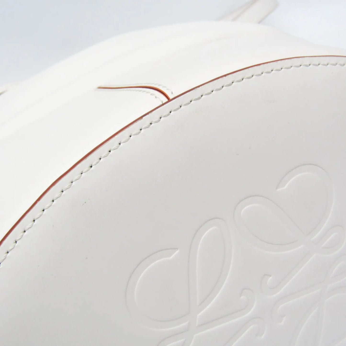 Loewe Balloon Bucket Leather, White, Leather, Handbag