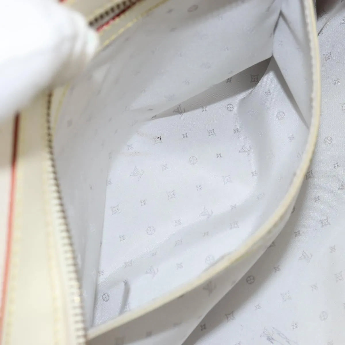 Louis Vuitton Suhali Le Radieux Leather, White, Leather, Handbag