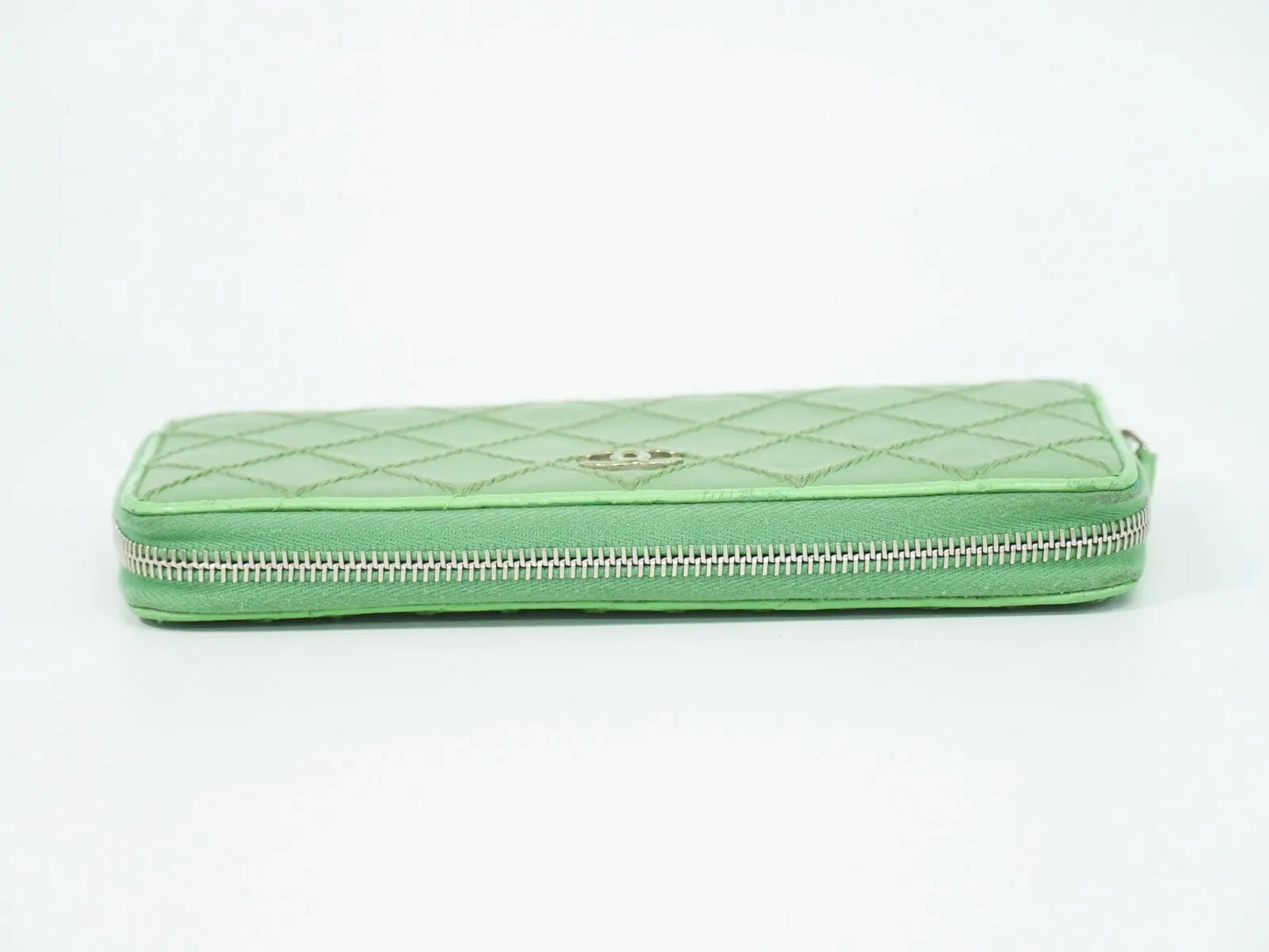 Chanel Wild Stitch Topics Wallet Lambskin, Green, Leather, Wallet