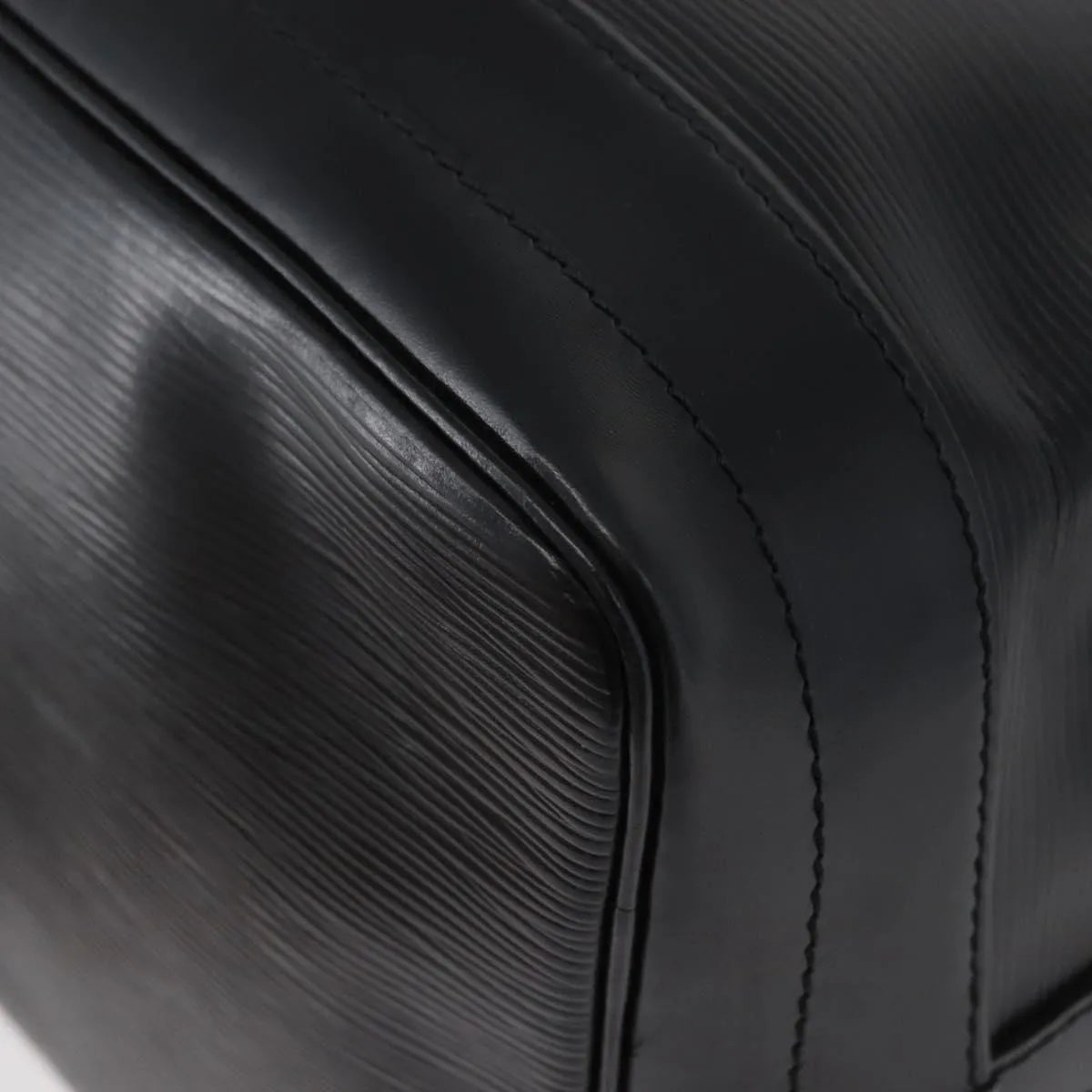 Louis Vuitton Noe Epi Leather, Black, Leather, Shoulder Bag