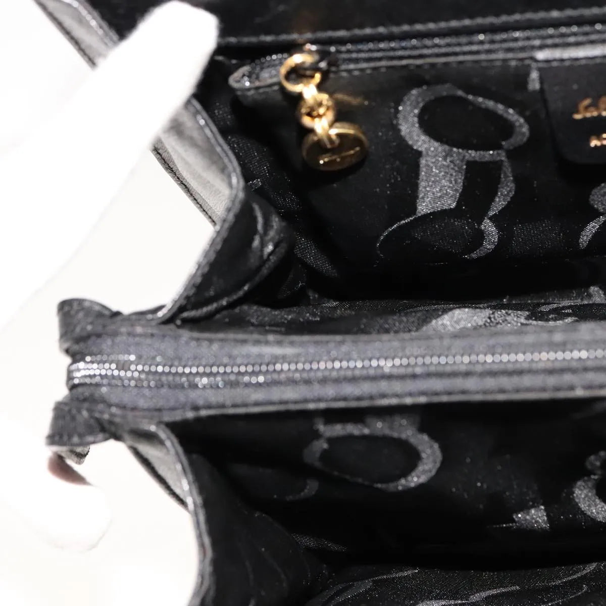 Salvatore Ferragamo Vintage Leather, Black, Leather, Shoulder Bag
